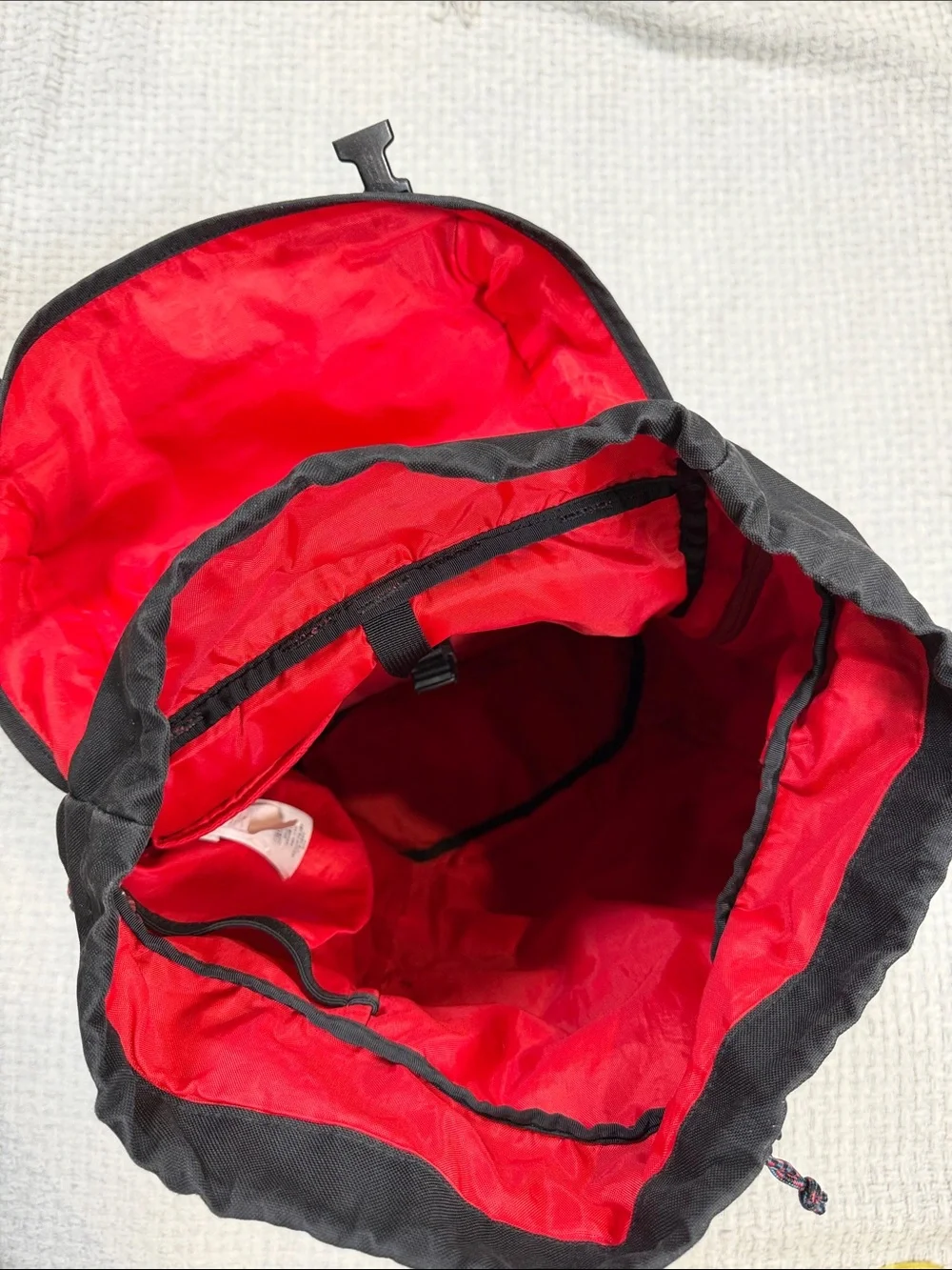 Patagonia Black Red Backpack Logo  Daypack Hiking Large Beat Up 47970FA17